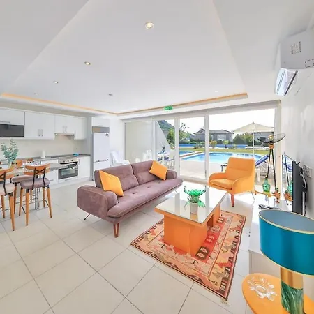 Luxury With Private Pool * فتحية